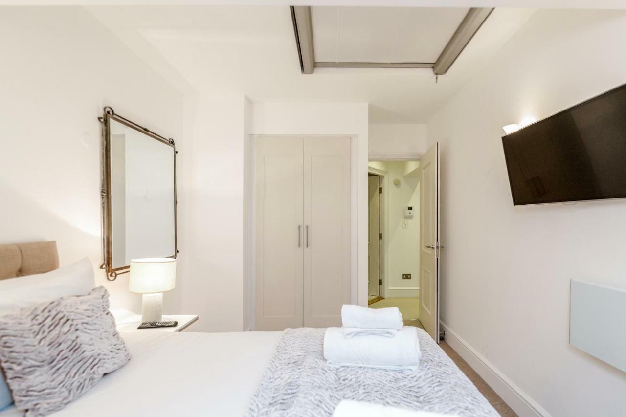 Apartament Outstanding Trafalgar Penthouse, Sleeps 8