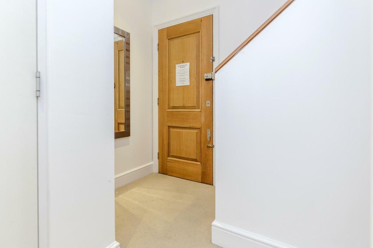 Outstanding Trafalgar Penthouse, Sleeps 8 Apartament