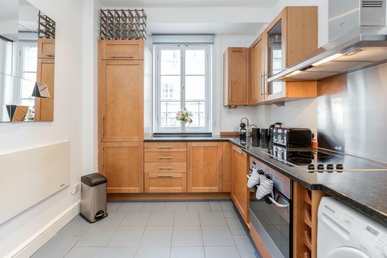 Outstanding Trafalgar Penthouse, Sleeps 8 Apartament Londra